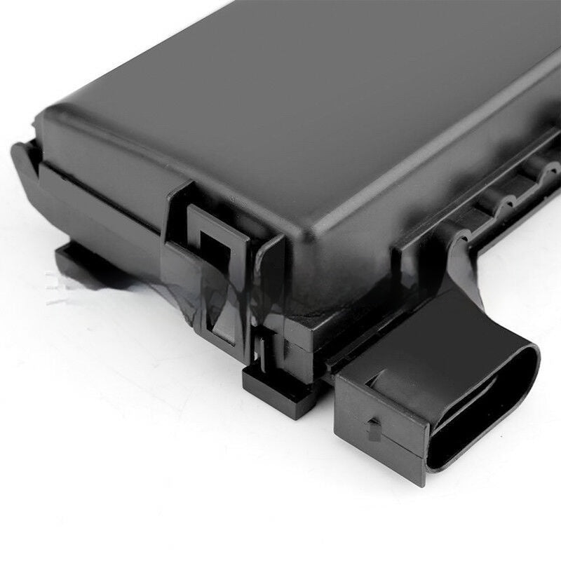 Universal Car Fuse Box - IceAndFire